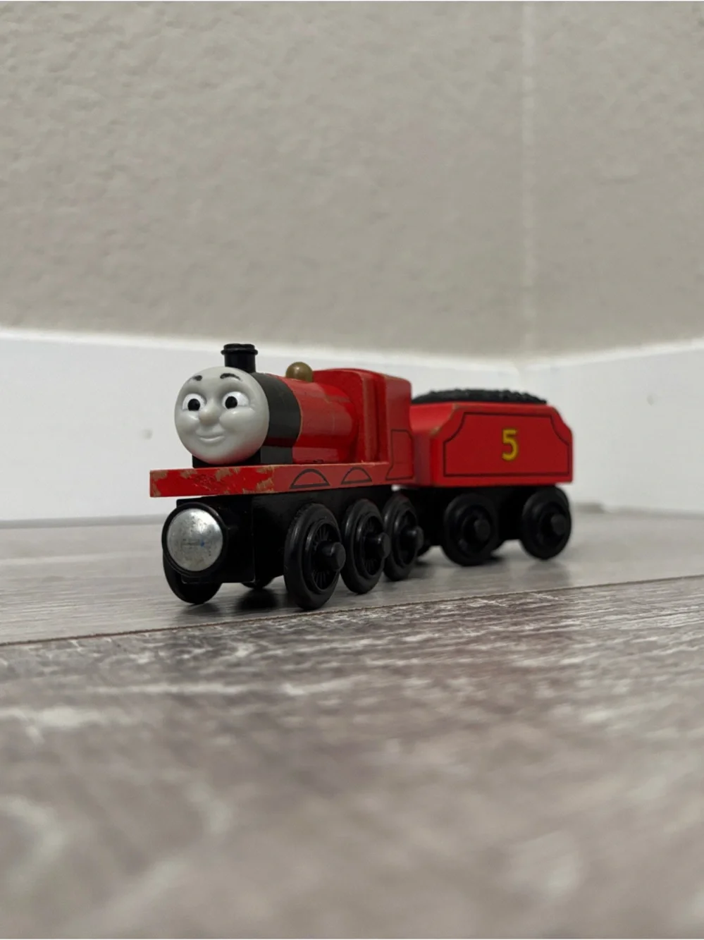 Wooden James and Tender Y4070 - Thomas & Friends